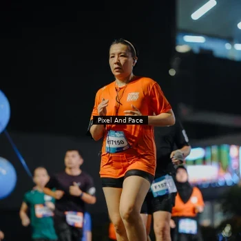 Runner Photo 7787381