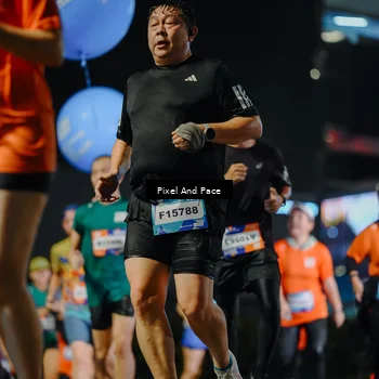 Runner Photo 7787390