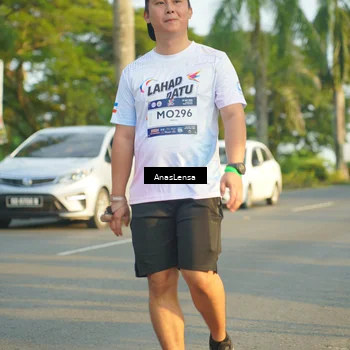 Runner Photo 7787411