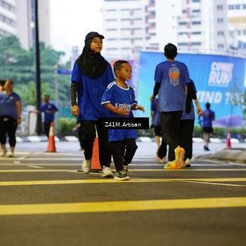 Runner Photo 7787417