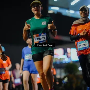 Runner Photo 7787437