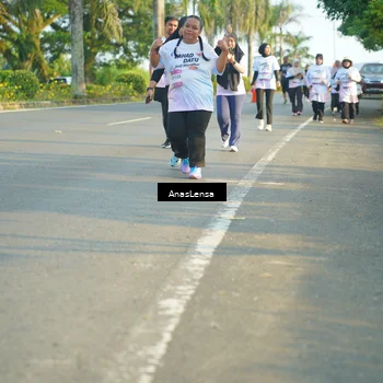 Runner Photo 7787452