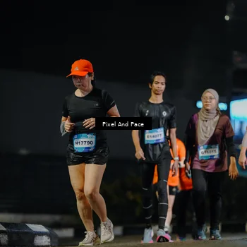 Runner Photo 7787455