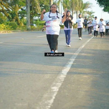 Runner Photo 7787469