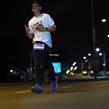 Runner Photo 7787477