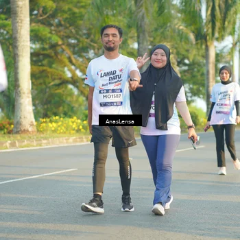 Runner Photo 7787481