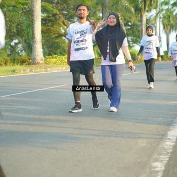 Runner Photo 7787482