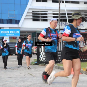 Runner Photo 7787502