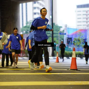 Runner Photo 7787529