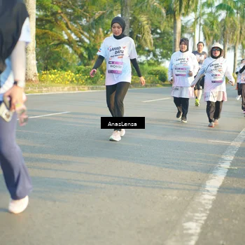 Runner Photo 7787535