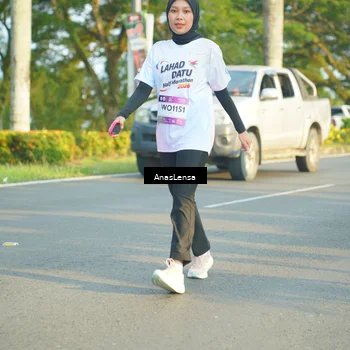 Runner Photo 7787549