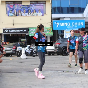Runner Photo 7787553