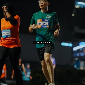 Runner Photo 7787558