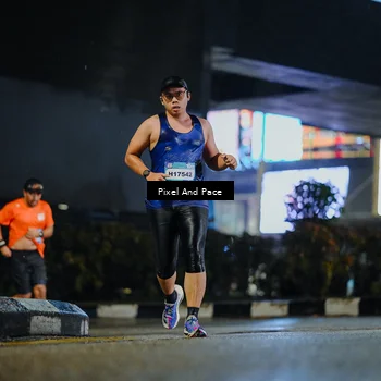 Runner Photo 7787560