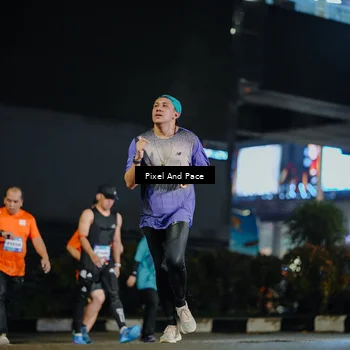 Runner Photo 7787583