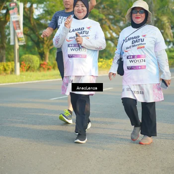 Runner Photo 7787592