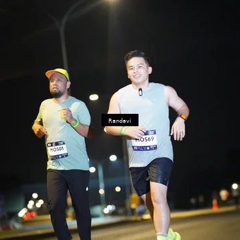 Runner Photo 7787597