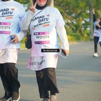 Runner Photo 7787612