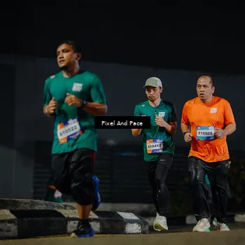 Runner Photo 7787616