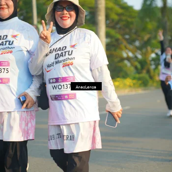 Runner Photo 7787617