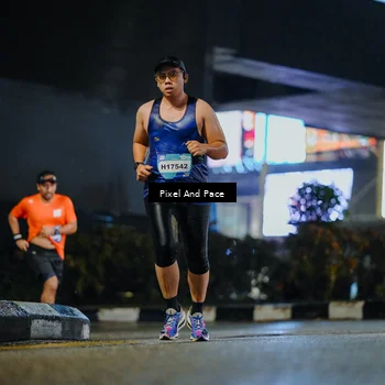 Runner Photo 7787624