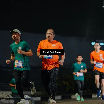 Runner Photo 7787632