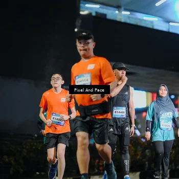 Runner Photo 7787654