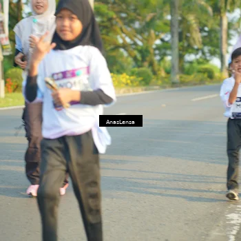 Runner Photo 7787658