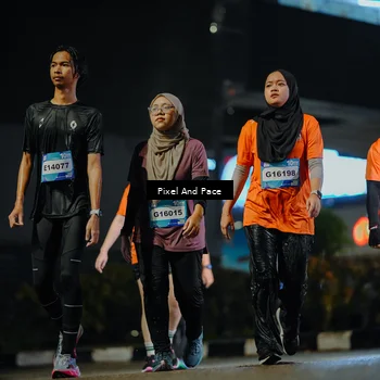 Runner Photo 7787663
