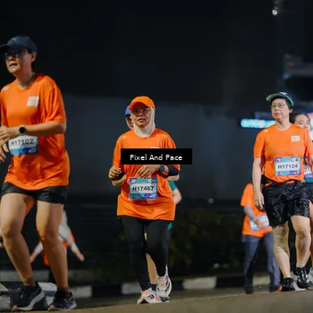Runner Photo 7787679