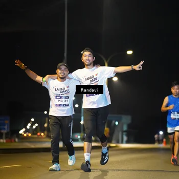 Runner Photo 7787687