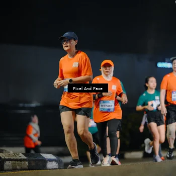 Runner Photo 7787689