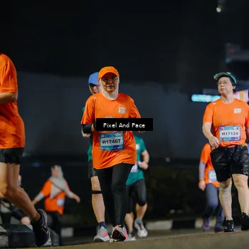 Runner Photo 7787691
