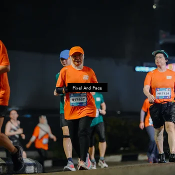 Runner Photo 7787692