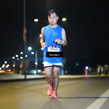 Runner Photo 7787709