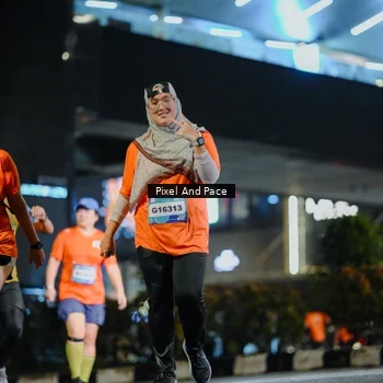 Runner Photo 7787738