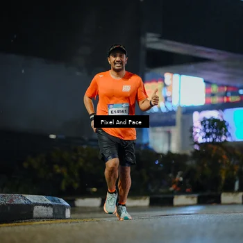 Runner Photo 7787746