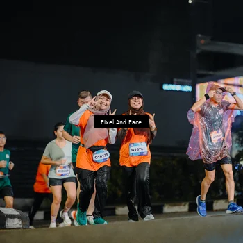 Runner Photo 7787758
