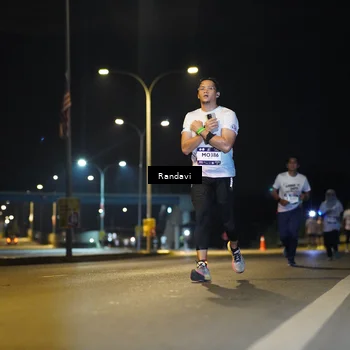Runner Photo 7787782