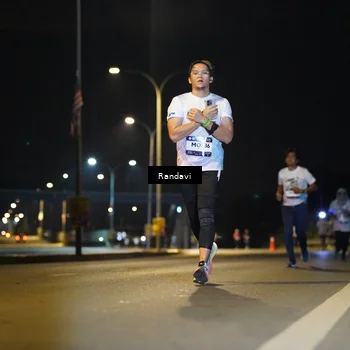 Runner Photo 7787792