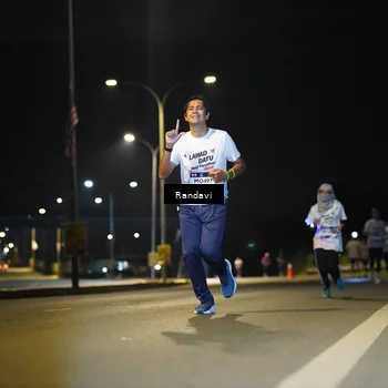 Runner Photo 7787800