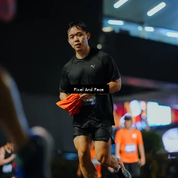 Runner Photo 7787801