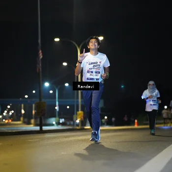 Runner Photo 7787807