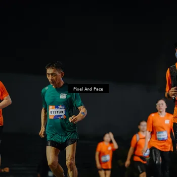 Runner Photo 7787816
