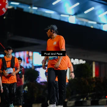Runner Photo 7787819