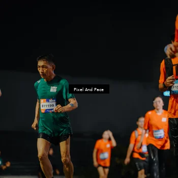 Runner Photo 7787824