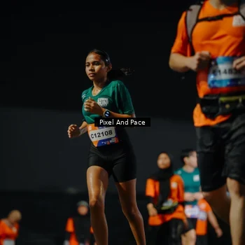 Runner Photo 7787834