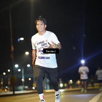 Runner Photo 7787865