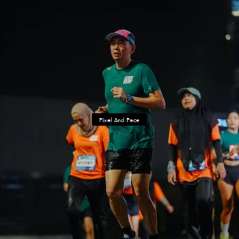 Runner Photo 7787867