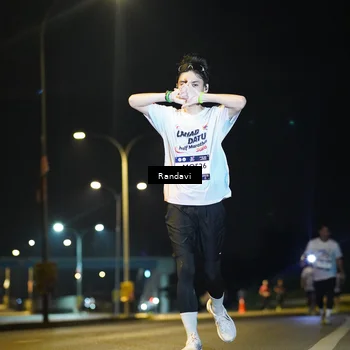 Runner Photo 7787872
